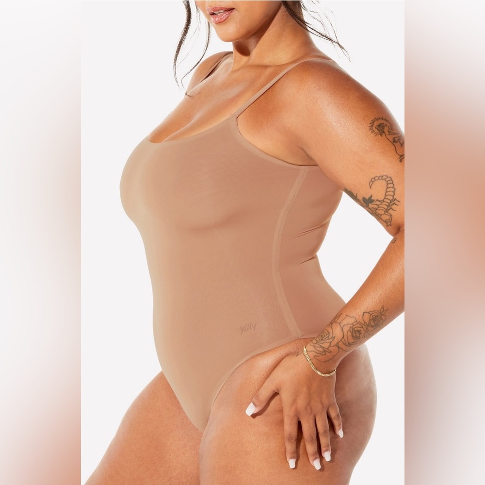 Smoothed Reality Square Neck Bodysuit